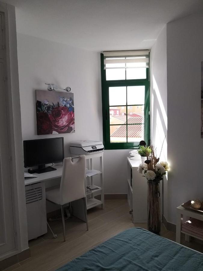 Neu Renoviertes, Huebsches Und Gemuetliches Appartement Mit Balkon Und Meerblick Коста-де-Антіґуа Екстер'єр фото